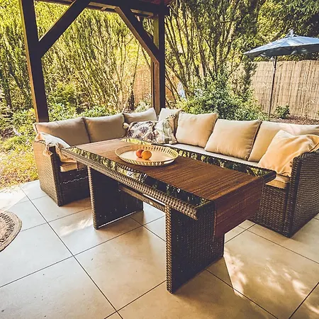 بيت للعطل Cozy In The Woods - Przytulny W Lesie