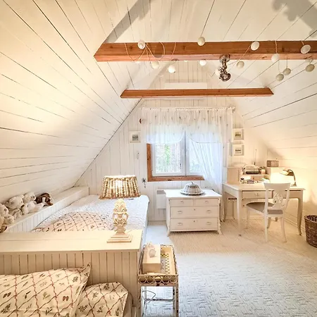度假居 Cozy In The Woods - Przytulny W Lesie *